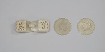 7. A set of nephrite buttons and buckle, prob late Qing.