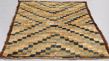 A BED COVER, knotted pile, Sweden or Finland the 18th century - around 1800, ca 189,5-194 x 153-154,5 cm.