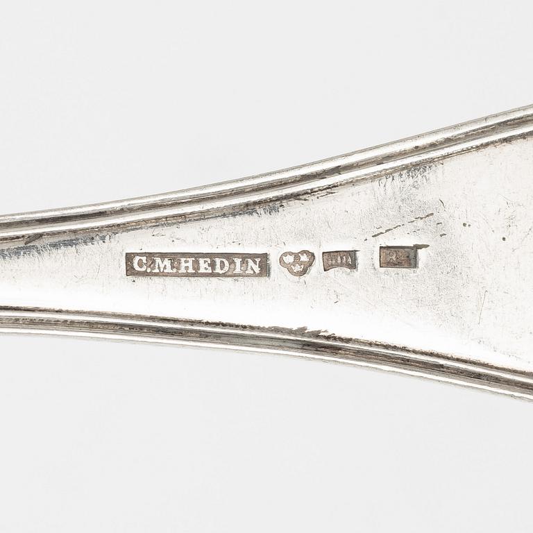 Skedar, 12 st, silver, modell Gammal fransk, Sverige, bl a med stämplar S Pettersson, Linköping 1862.