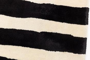 Pia Wallén, matta, tuftad, signerad 'Pia', ca 249 x 169 cm.