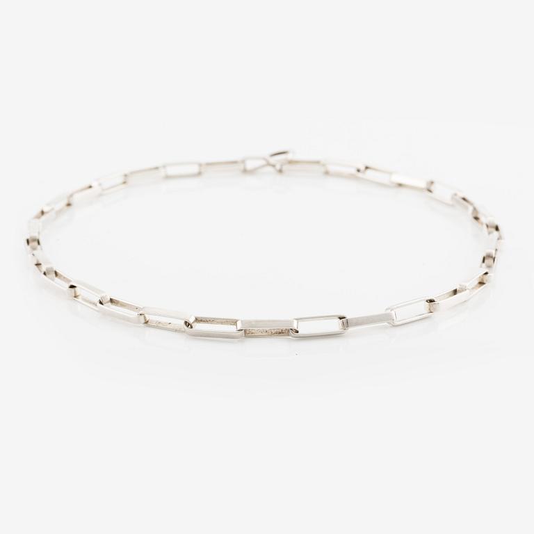 Karl-Ingemar Johansson, a silver necklace, Gothenburg 1964.