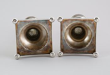 LJUSSTAKAR, 1 par, nysilver, CG Hallberg, 1900-talets första hälft.