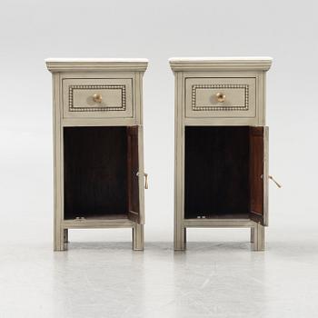 A pair of bedside tables, first half of the 20th Century.