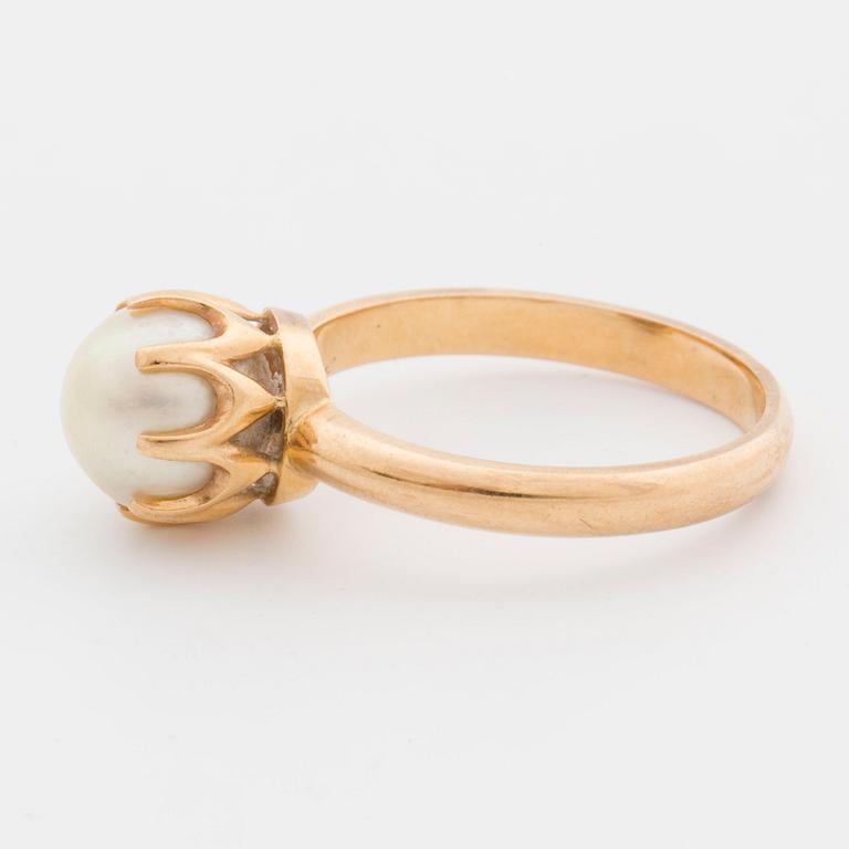 RING cultured pearl, 18K gold.