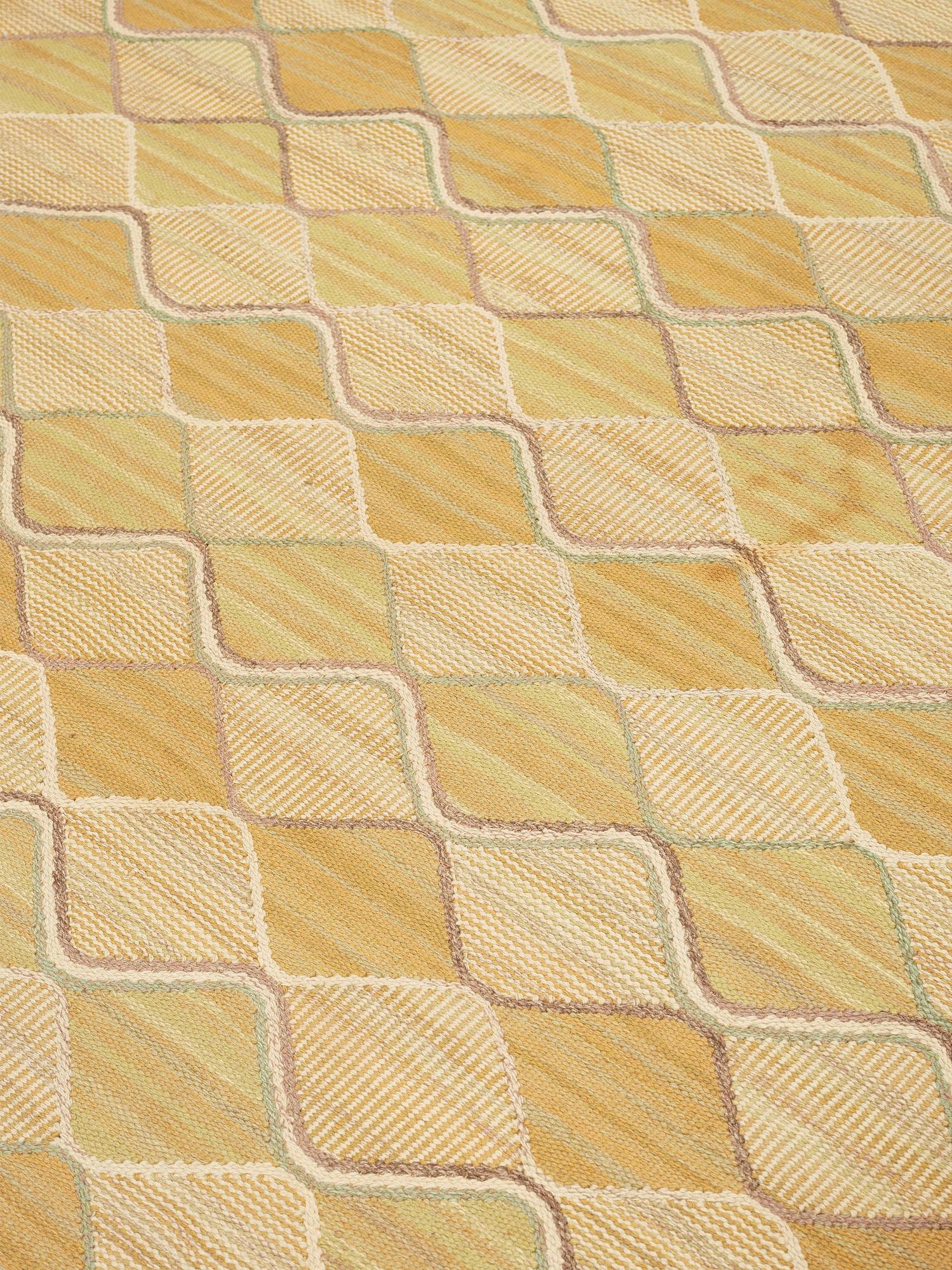 Barbro Nilsson, CARPET. "Spättan gul". Flat weave. 353,5 x 253 cm. Signed AB MMF BN.