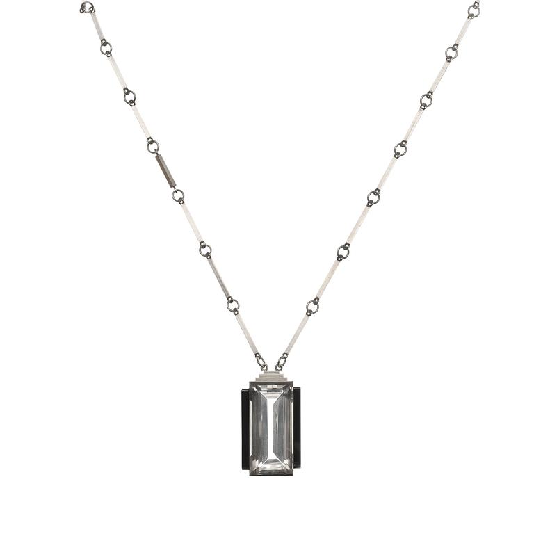 A Wiwen Nilsson sterling and onyx pendant with chain Lund 1940-41.