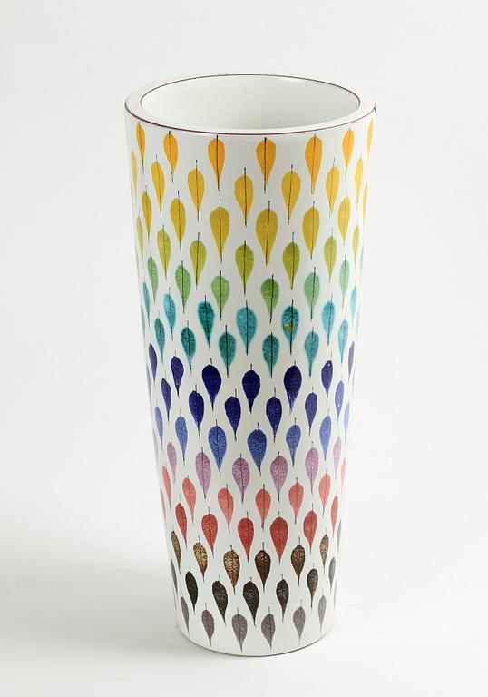 VAS, fajans, "Fallande löv", Stig Lindberg, Gustavsberg. Målarsign av Hellinä Pitkänen.