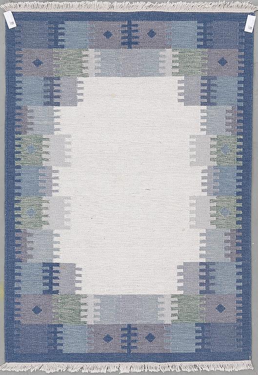 MATTA, rölakan, 1900-talets andra hälft. Ca 200x141 cm.