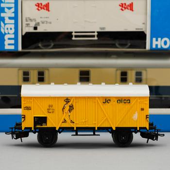 PARTI MÄRKLIN, 9 delar + olika typer av räls, 1900/2000-tal.
