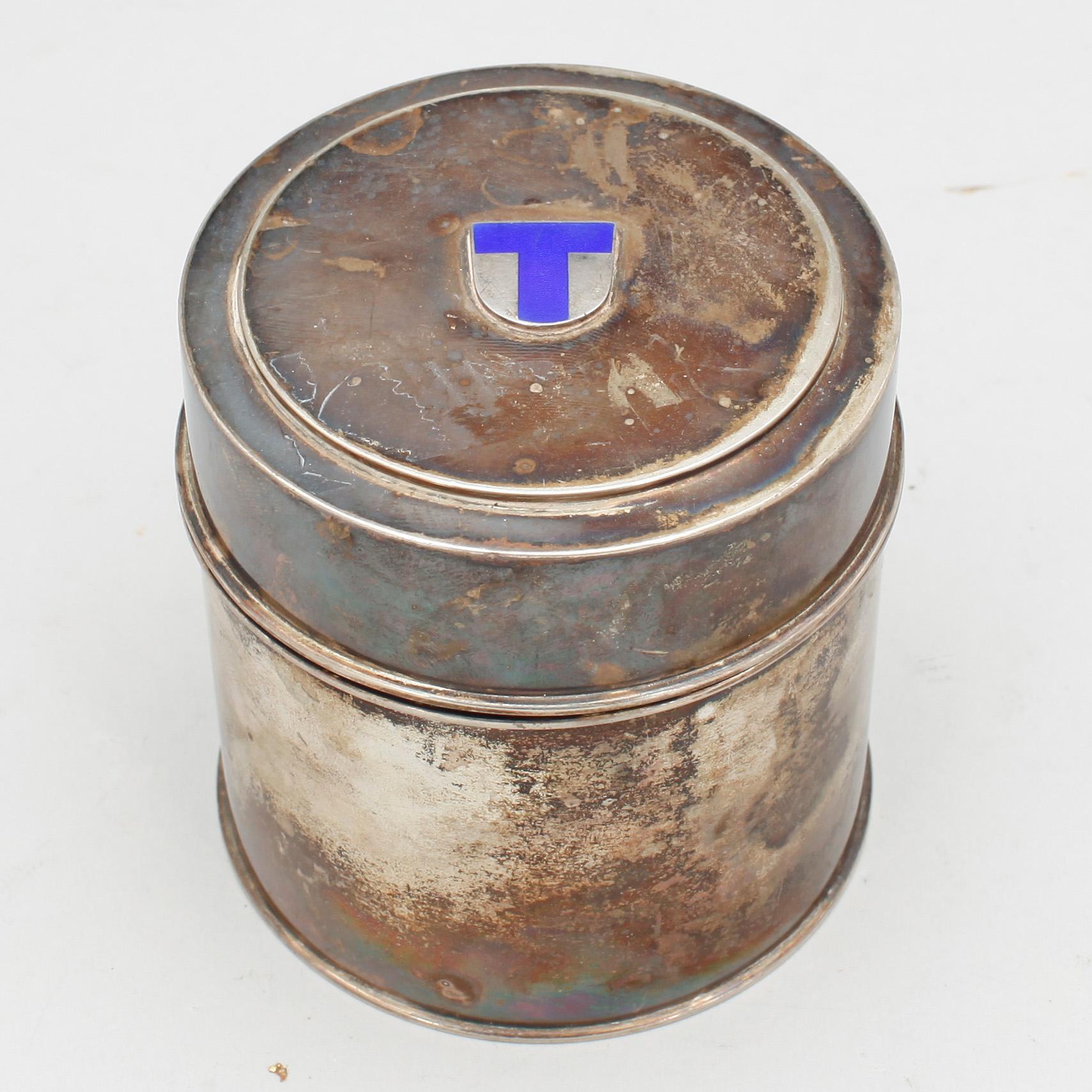 DOSA, silver, W.A. Bolin, Stockholm, 1950, vikt ca 204 gram.