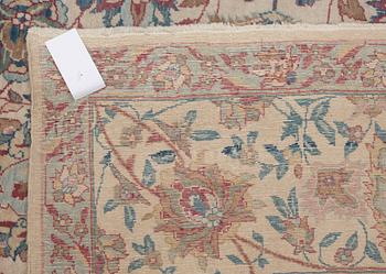 SEMIANTIK KIRMAN. 691 x 318 cm.