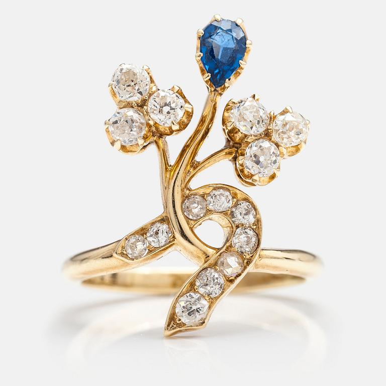 RING, 14K guld, safirer, gammalslipade diamanter och en rosensten ca 0.78 ct tot. Sekelskiftet 1800/1900.