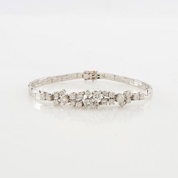 Armband 18K vitguld med diamanter ca 2,21 ct.