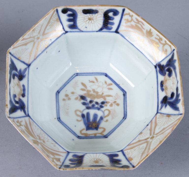 PARTI PORSLIN, 3 delar, Kina samt Japan, 1700-/1800-tal.