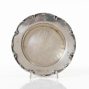 Coaster, silver, firma Gratschew, St Petersburg, Ryssland, omkring år 1900.