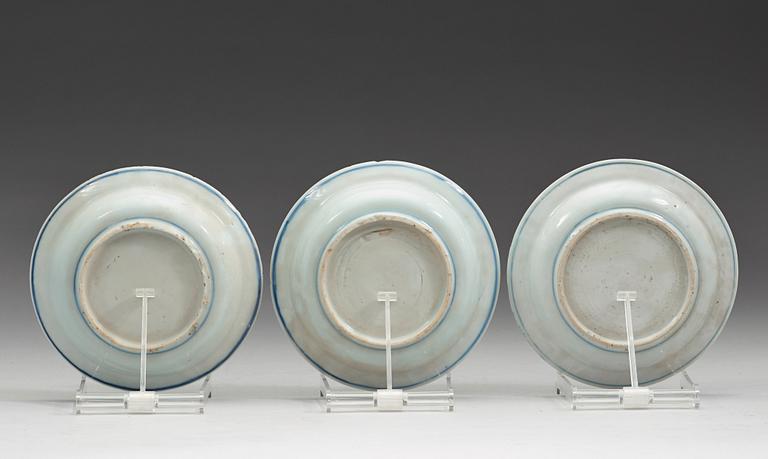 A set of six blue and white dishes, Mingdynasty, Tianqi/Chongzhen (1621-1644).