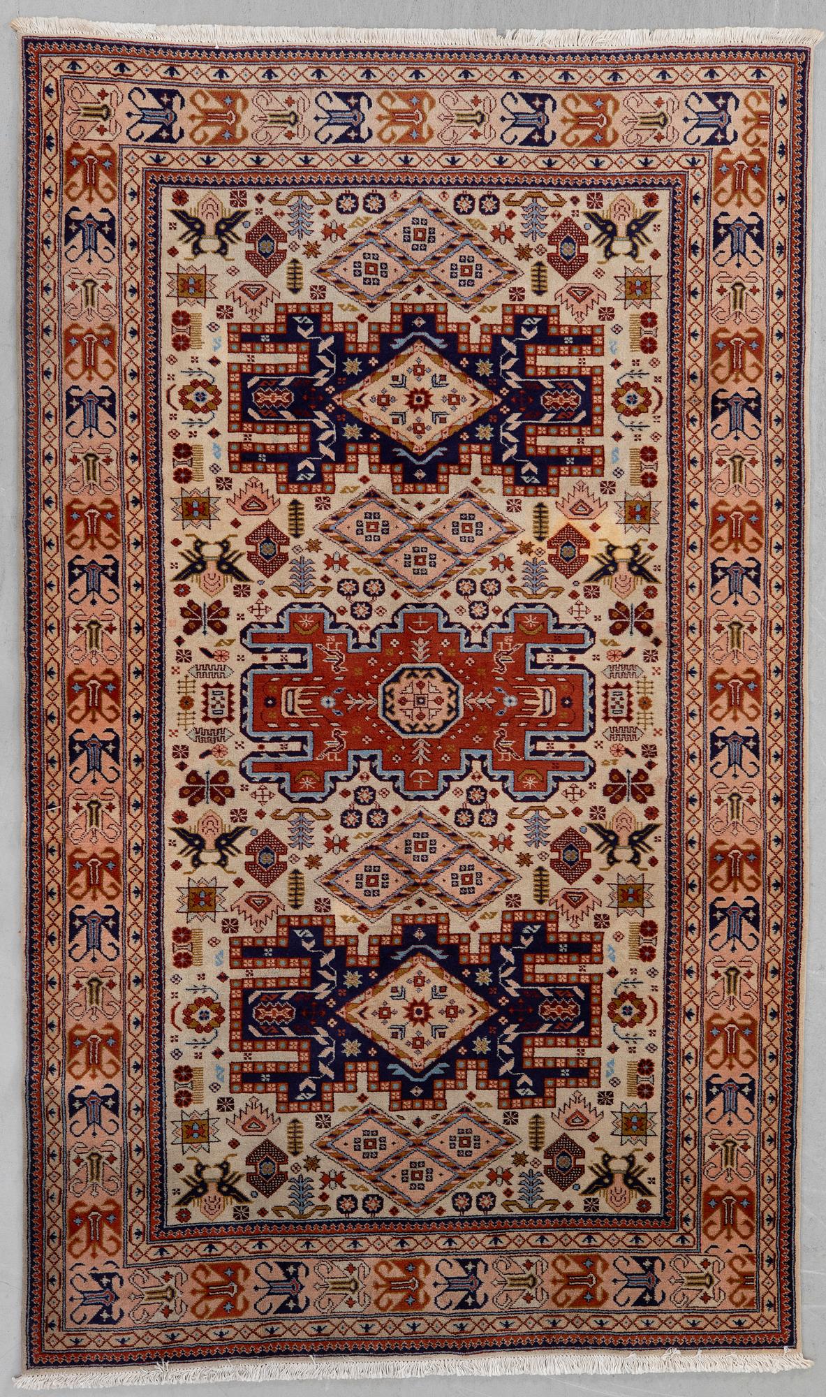 Carpet, Ardebil, approx. 290 x 170 cm.