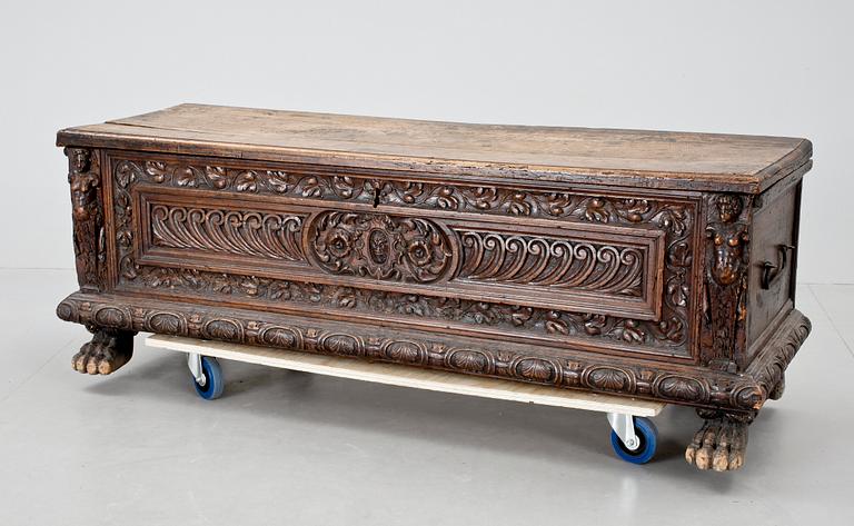 CASSONE, renässansstil, 1600/1700-tal, Italien.