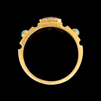 RING, 18 k guld, Finland, 1887. Vikt 6.5 g.