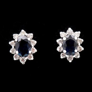 Earrings 18K whitegold 2 sapphires approx 7 x 5 mm and brilliant-cut diamonds approx 0,40 ct in total, Detters Juveler.