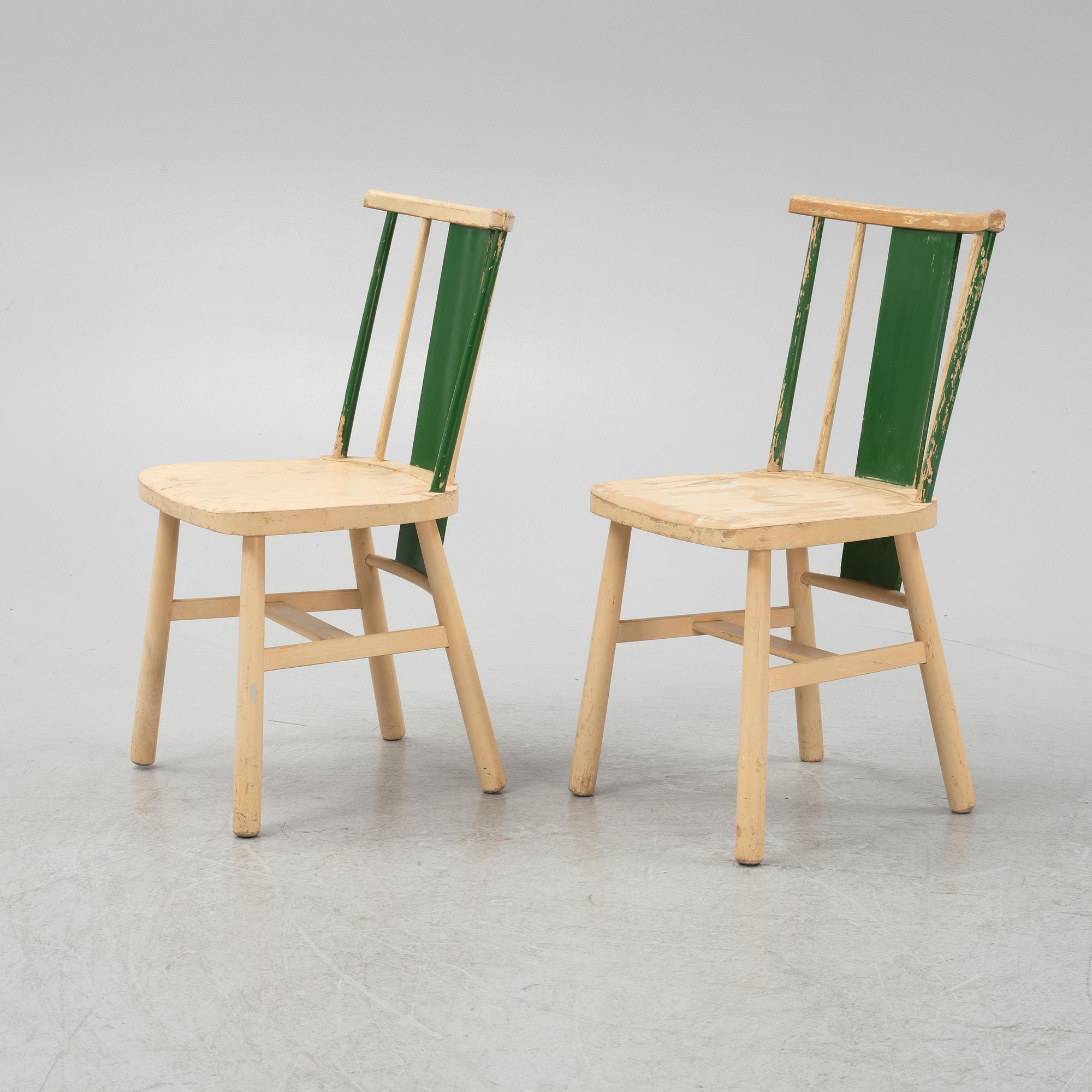 A pair of chairs by Otto Schulz for Boet, first part of the 20th Century.