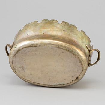 A FRENCH GLASS WASHER, latter part of the 18th century.