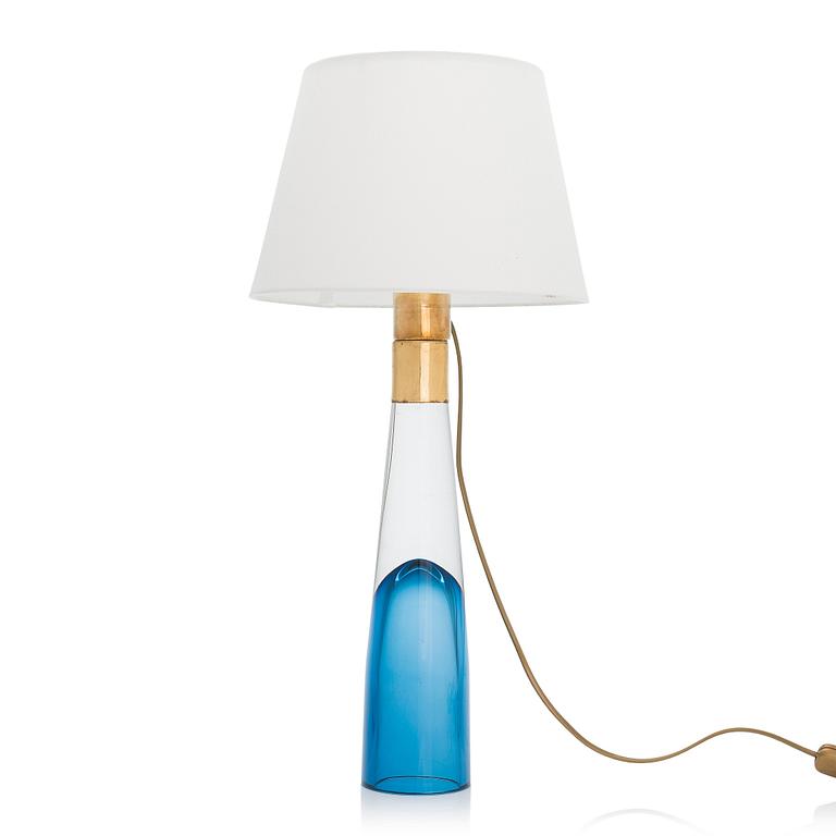 Lisa Johansson-Pape, bordslampa, modell 40-014 "Missis" Stockmann Orno 1900-talets mitt.