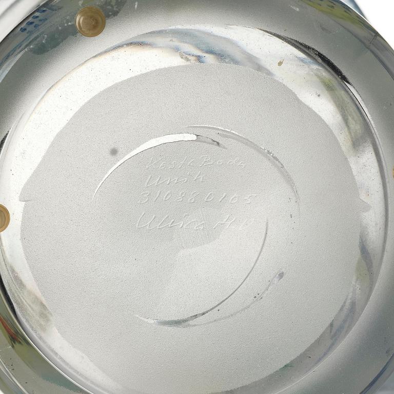 Ulrica Hydman-Vallien, a glass vase, Kosta Boda, Sweden 1988.