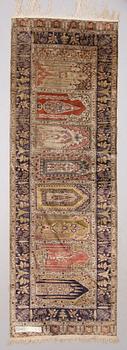 MATTA, Kayseri Saff, galleri. Ca 300 x 102 cm.