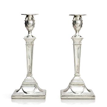 314. John Parsons & Co, ljusstakar, ett par, silver, Sheffield, England, möjligen 1784-85.