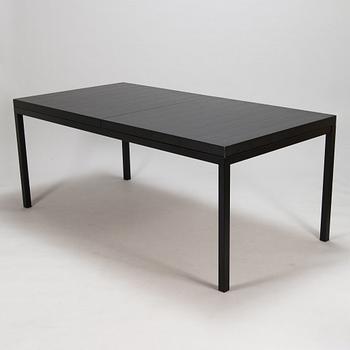 Matbord samt stolar, 10 st, "Menton" för BoConcept 2010-tal.