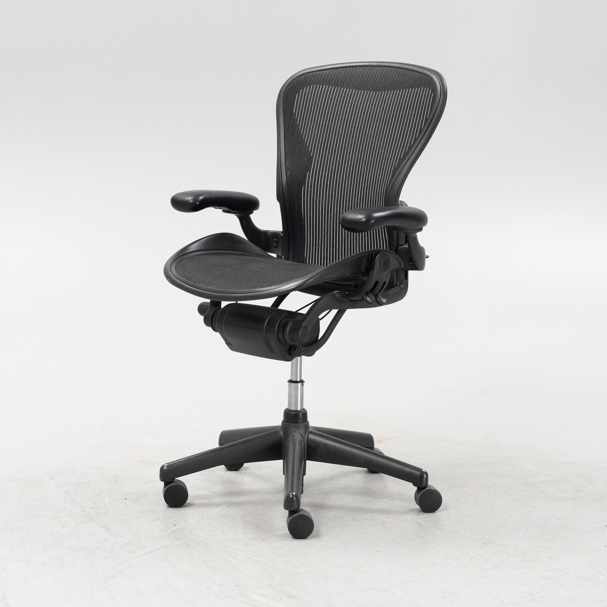 Don Chadwick/Bill Stump, an 'Aeron' swivel office chair, Herman Miller.