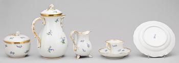 KAFFESERVISDELAR, 13 st, porslin, Meissen, 1900-talets första hälft.