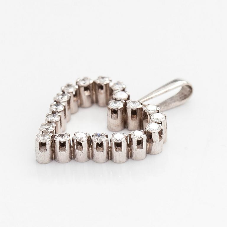 A. Tillander, hänge, hjärta, 18K guld och diamanter.