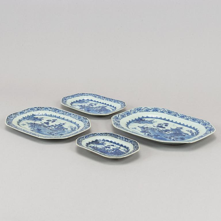 A part blue and white dinner service, Qing dynasty, Qianlong (1736-95).