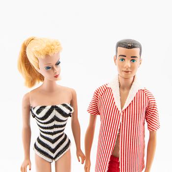 Barbie och Ken, dockor 2 st. samt kläder, vintage, "Nr. 4, Ponytail" Mattel 1960, Ken Mattel 1963/64.