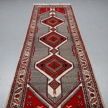 Runner, old, oriental, ca 353 x 108 cm.