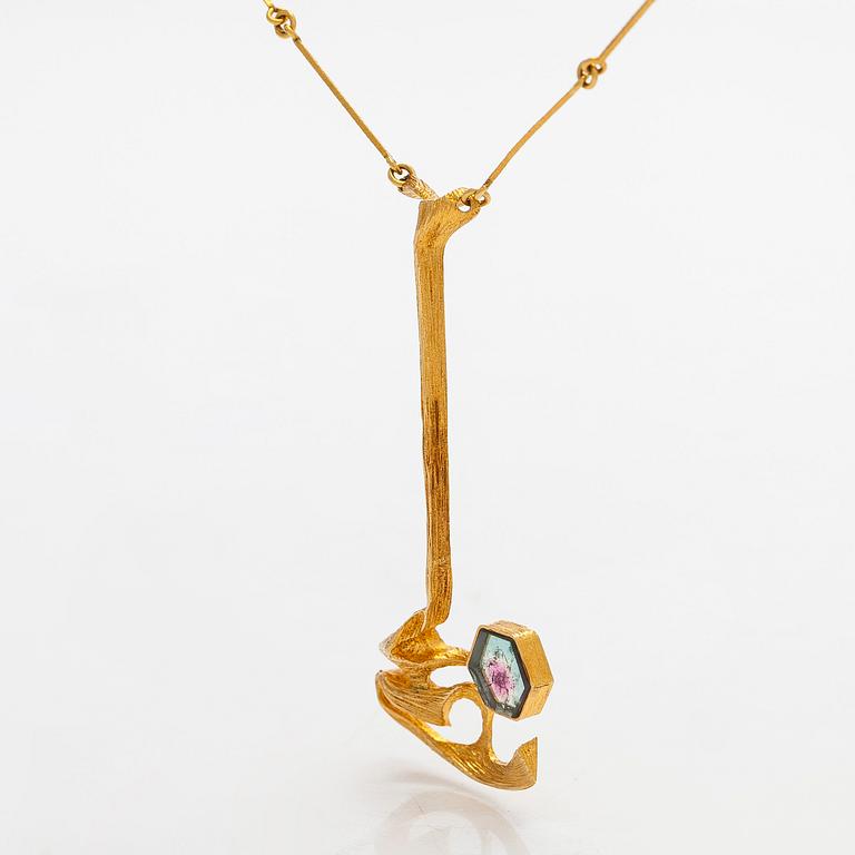Björn Weckström, an 18K gold 'Nymph's Eye' necklace with a tourmaline. Lapponia.