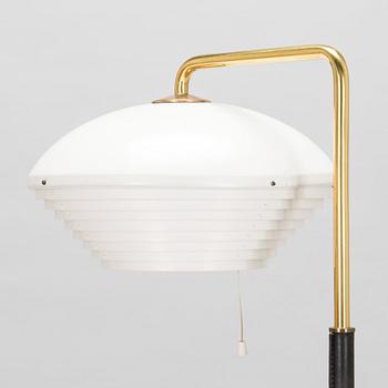 Alvar Aalto, golvlampa modell A811, Valaistystyö.