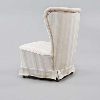 FÅTÖLJ, omkring 1900-talets mitt.