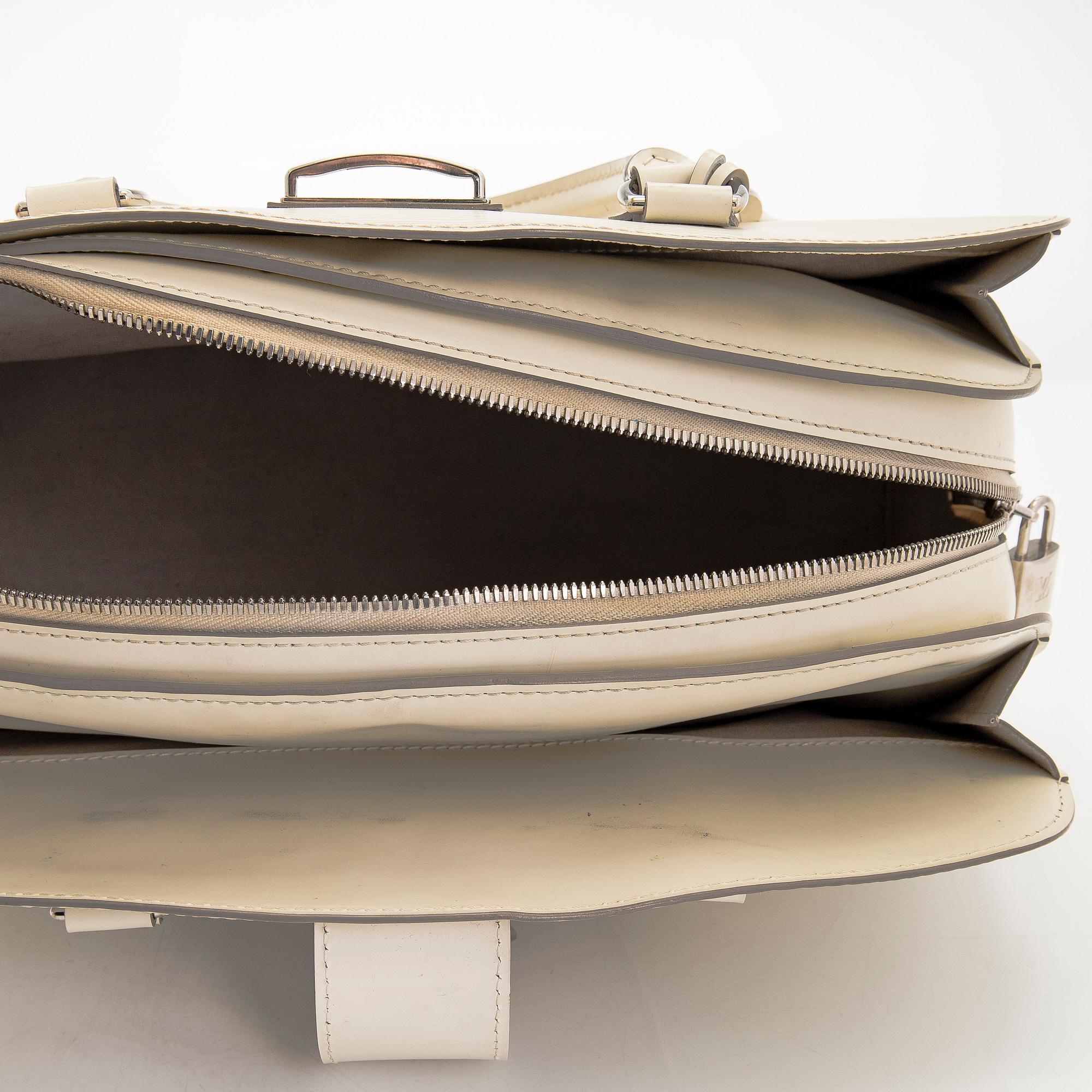 Louis Vuitton, an Epi leather 'Pont Neuf NM' bag.
