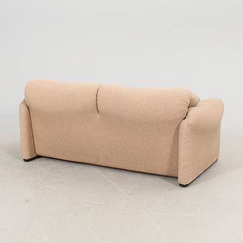 Vico Magistretti, soffa "Maralunga" för Cassina Italien sent 1900-tal.