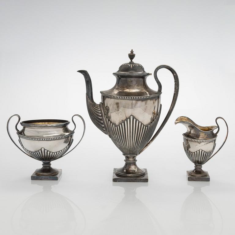 Kahvikalusto 3 osaa, hopea, Suomi 1919-20.