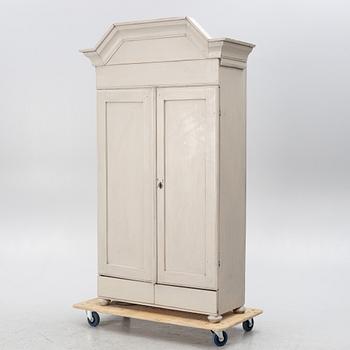 Cabinet, 19th century.