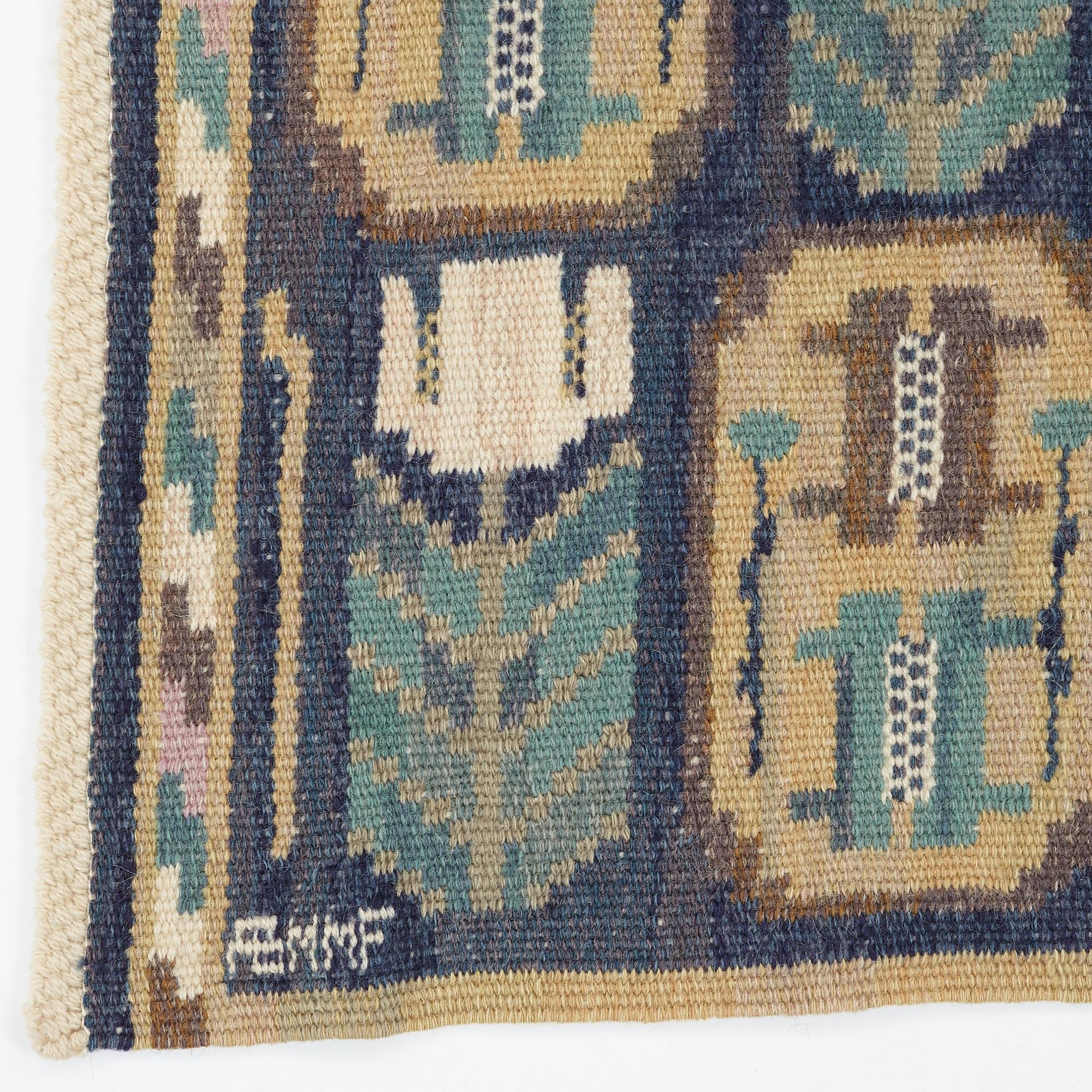 Märta Måås-Fjetterström, vävnad, "Medaljongerna", rölakan, ca 57,5-60 x 85-86,5 cm, signerad AB MMF.