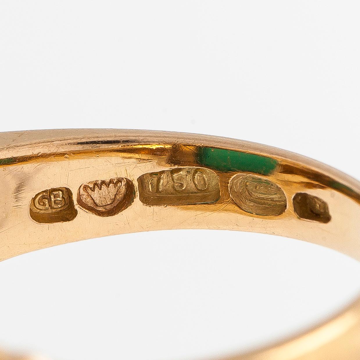 Ring, 18K guld och kalcedon, Georg Buchert Oy, Helsingfors 1948.