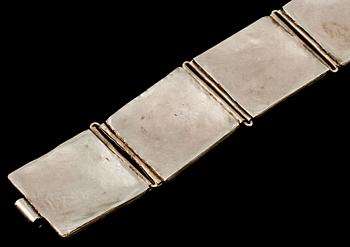 BÄLTE, vitmetall med cabochonlipade stenar, 1900-tal.