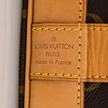 Louis Vuitton, A Monogram 'Cruiser Bag 45' Bag.