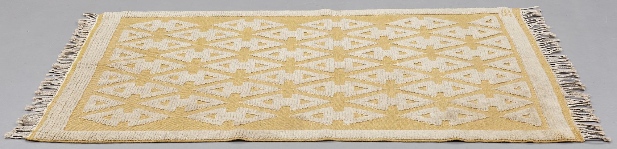 Sigvard Bernadotte, MATTO, knotted pile in relief, ca 184 x 121 cm, signed SB (Sigvard Bernadotte).