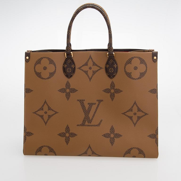 Louis Vuitton, A 'Onthego GM' Bag.
